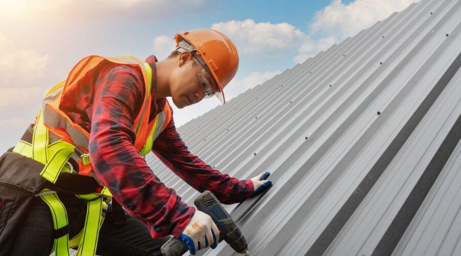 Professional Flat Roofing Installation in Trafalgar, IN